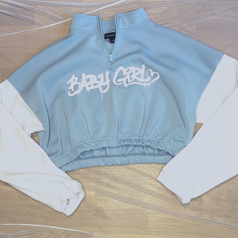 Streetwear Society "Baby Girl" Crop sweatshirt